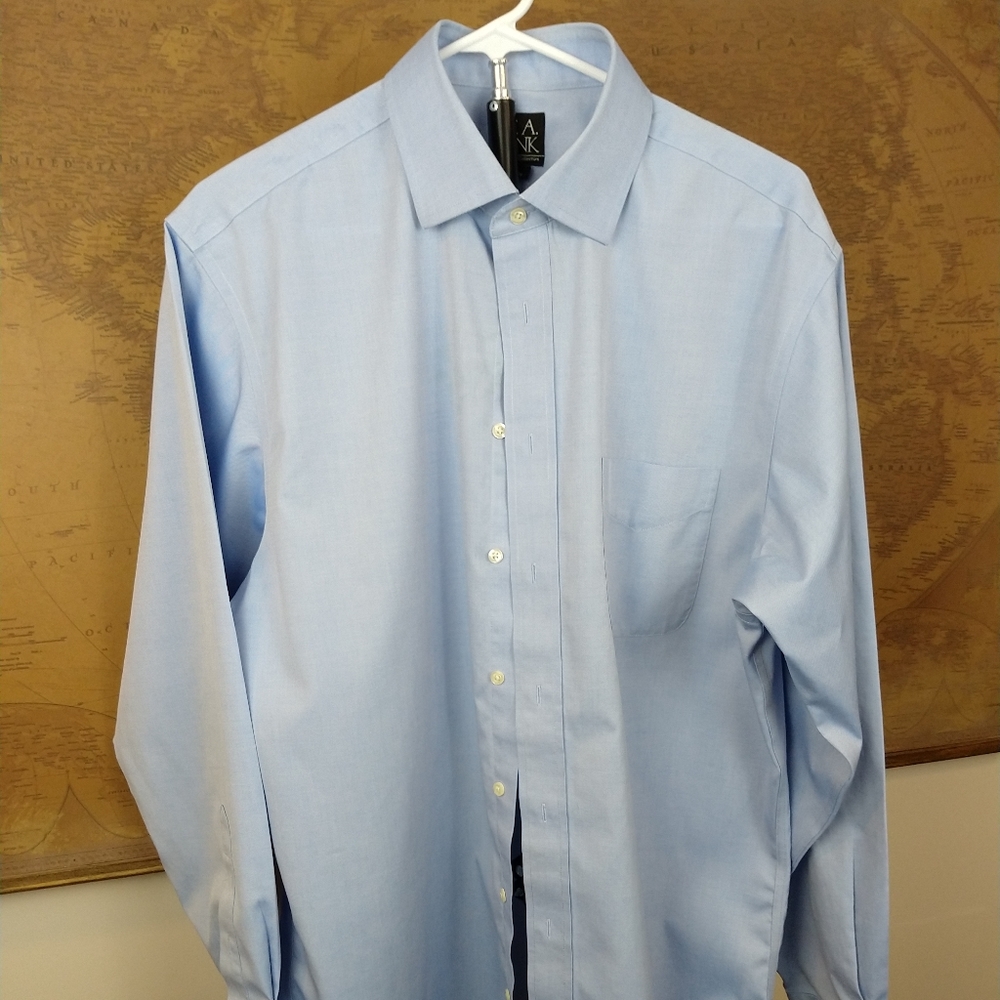 Jos A Banks men's button down dress shirt